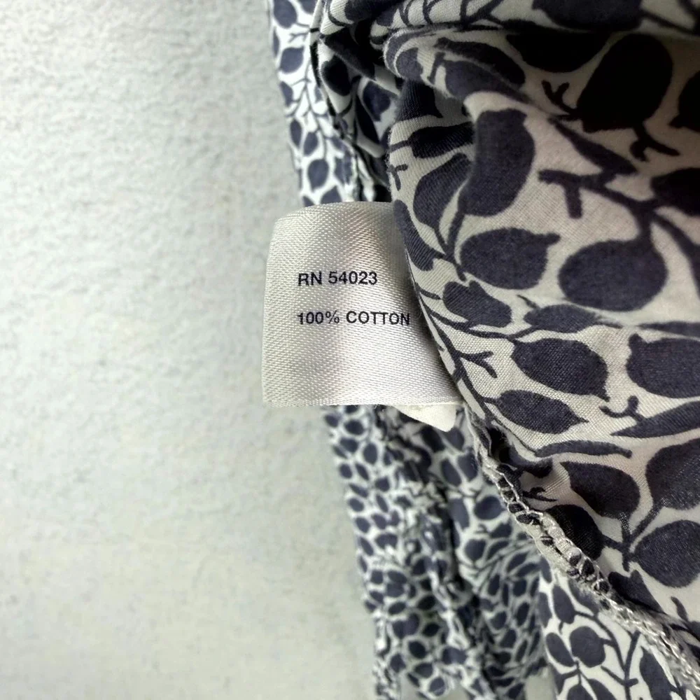 Gap Blouse Top Womens Tall Medium White‎ Navy Leaf Pattern Cotton Pleat Tie Neck